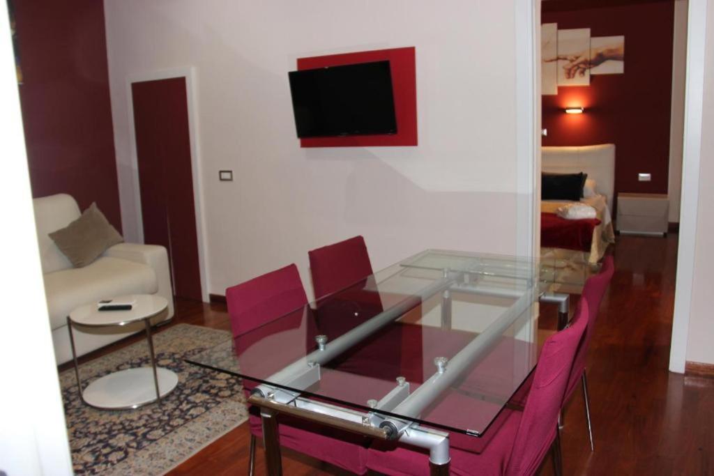 Dimora Frattina Hotel Rome Exterior photo