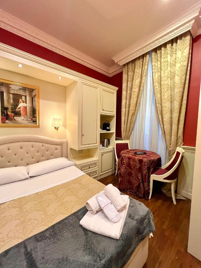Dimora Frattina Hotel Rome Exterior photo